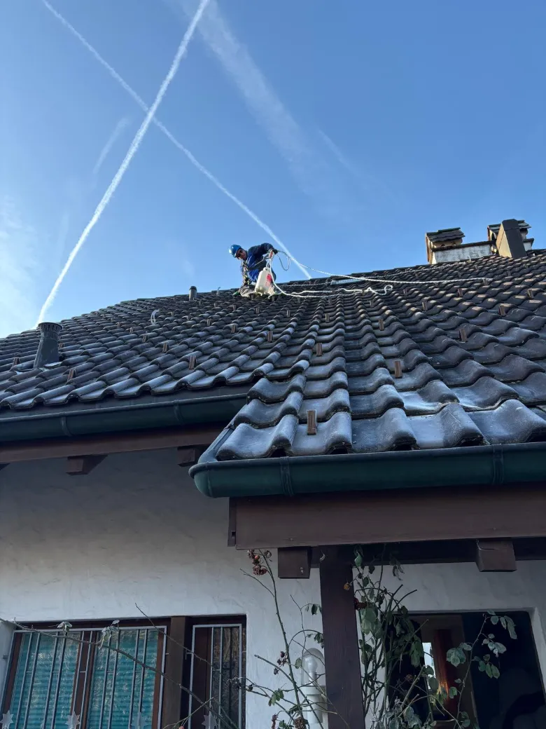 Rainer Wenzel bei der Arbeit, Bild 9